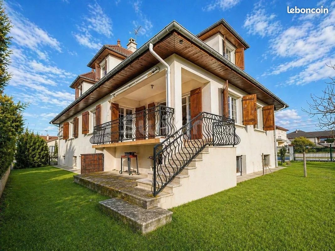 Maison à vendre, 261m², Décines-Charpieu