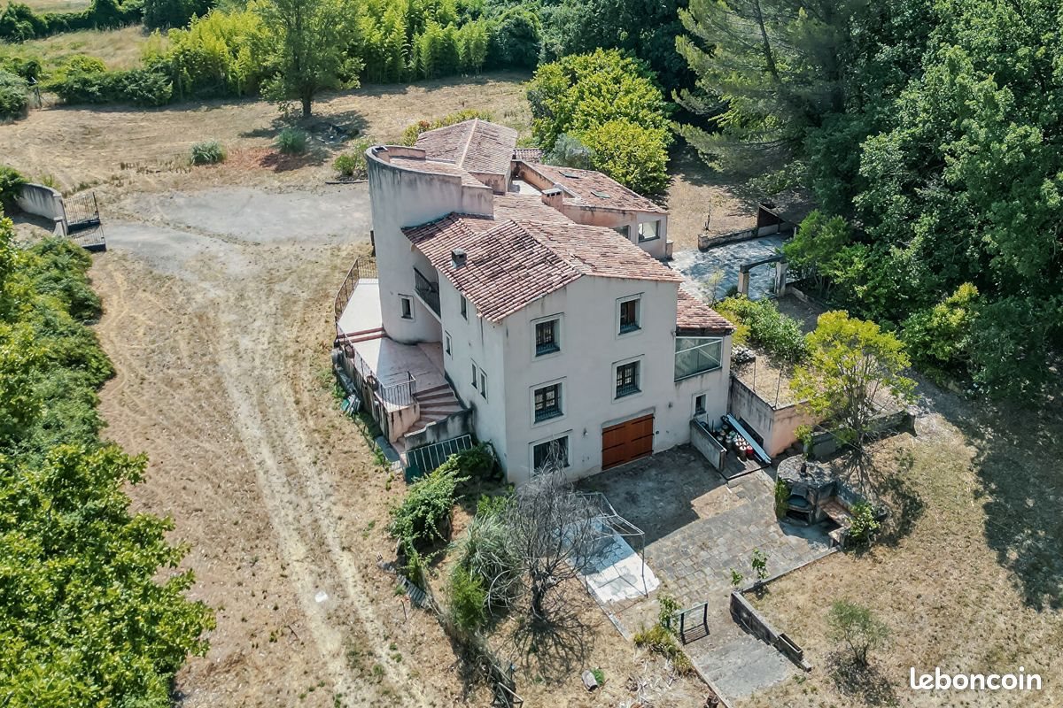 Maison à vendre, 523m², Meyrargues