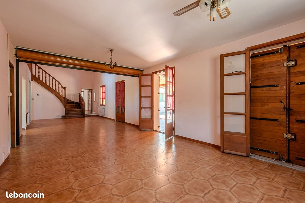 Maison à vendre, 523m², Meyrargues