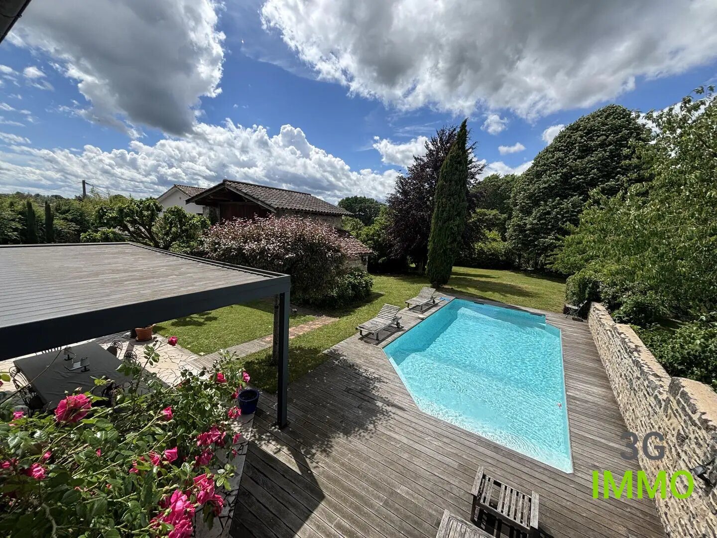 Maison à vendre, 257m², Tossiat