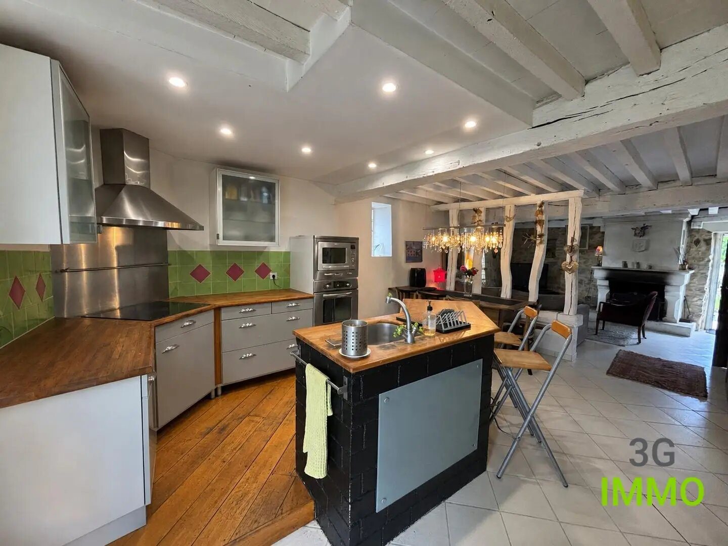 Maison à vendre, 257m², Tossiat