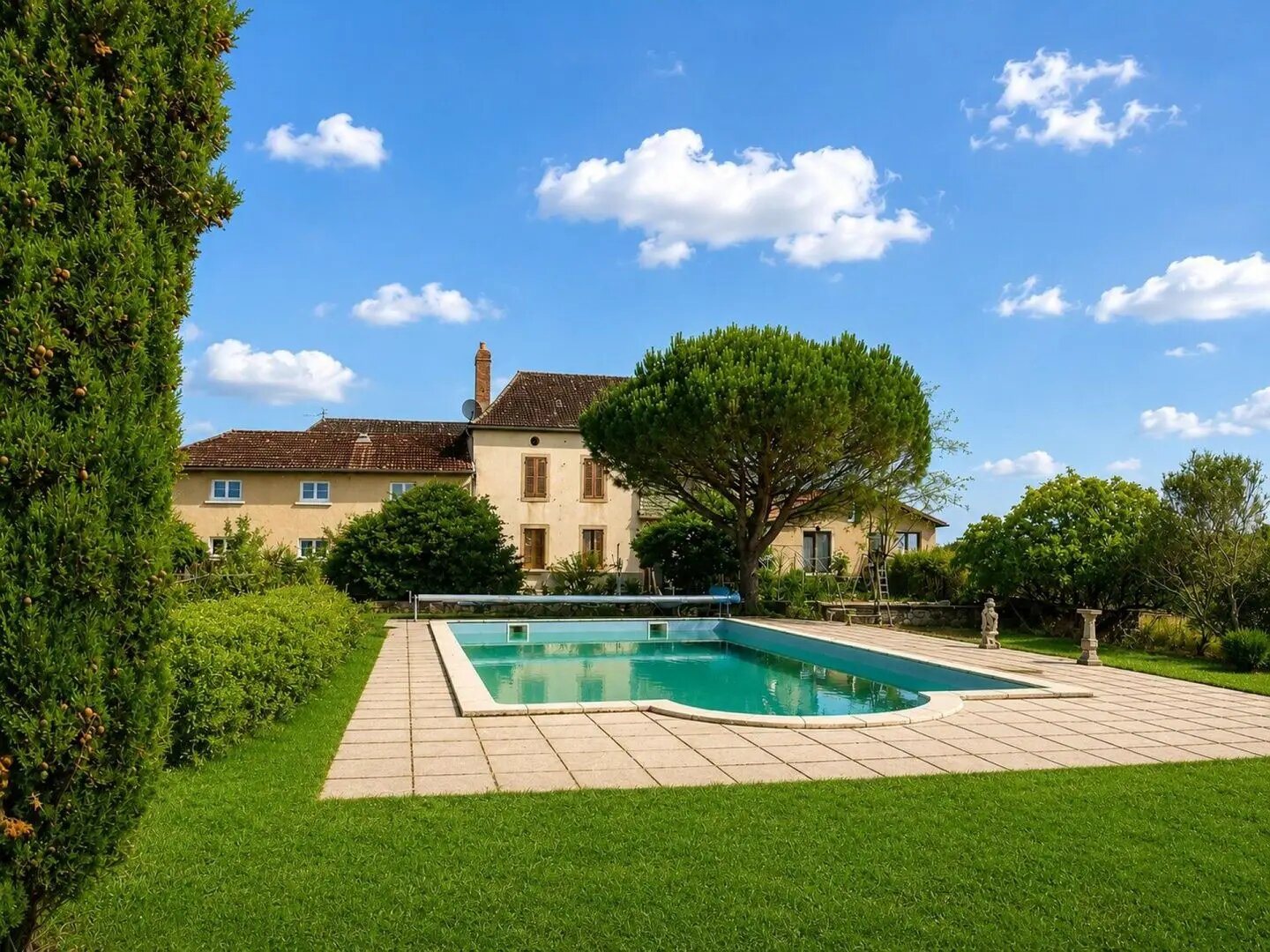 Maison à vendre, 245m², Montirat