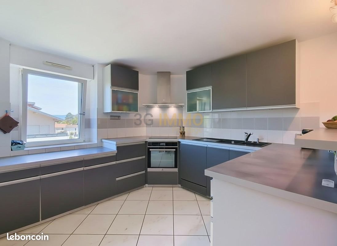Appartement à vendre, 102m², Annemasse