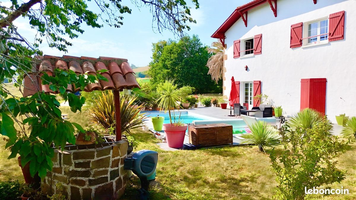 Maison à vendre, 206m², Saint-Palais