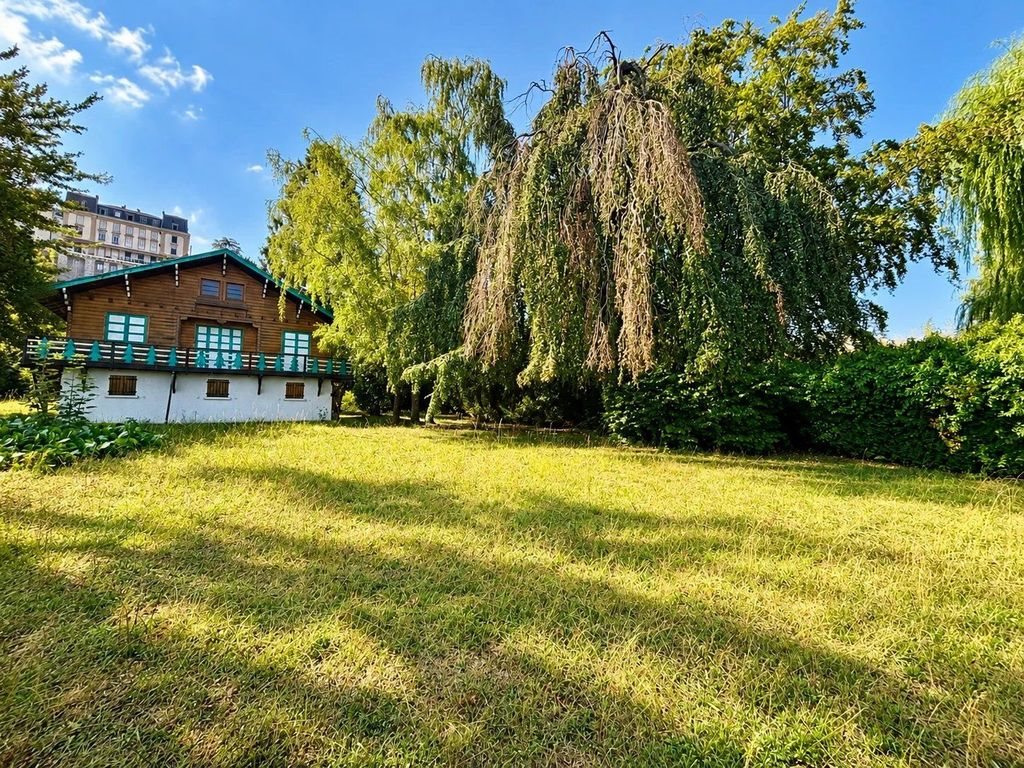 Maison à vendre, 1232m², Thonon-les-Bains
