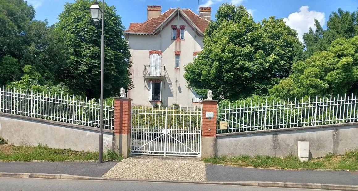 Maison à vendre, 220m², Eguzon-Chantôme