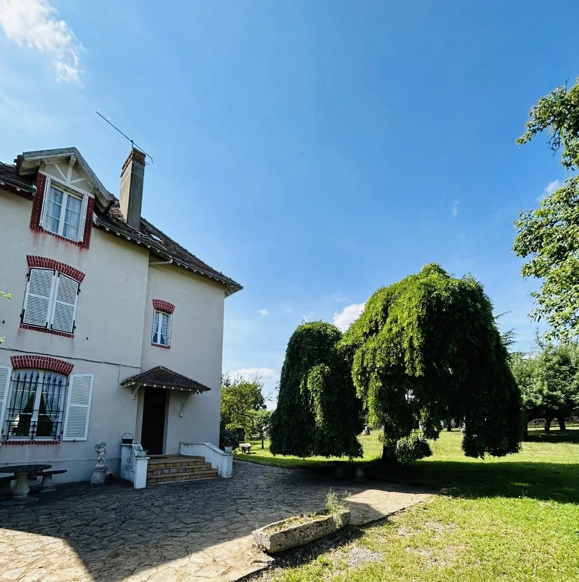 Maison à vendre, 220m², Eguzon-Chantôme
