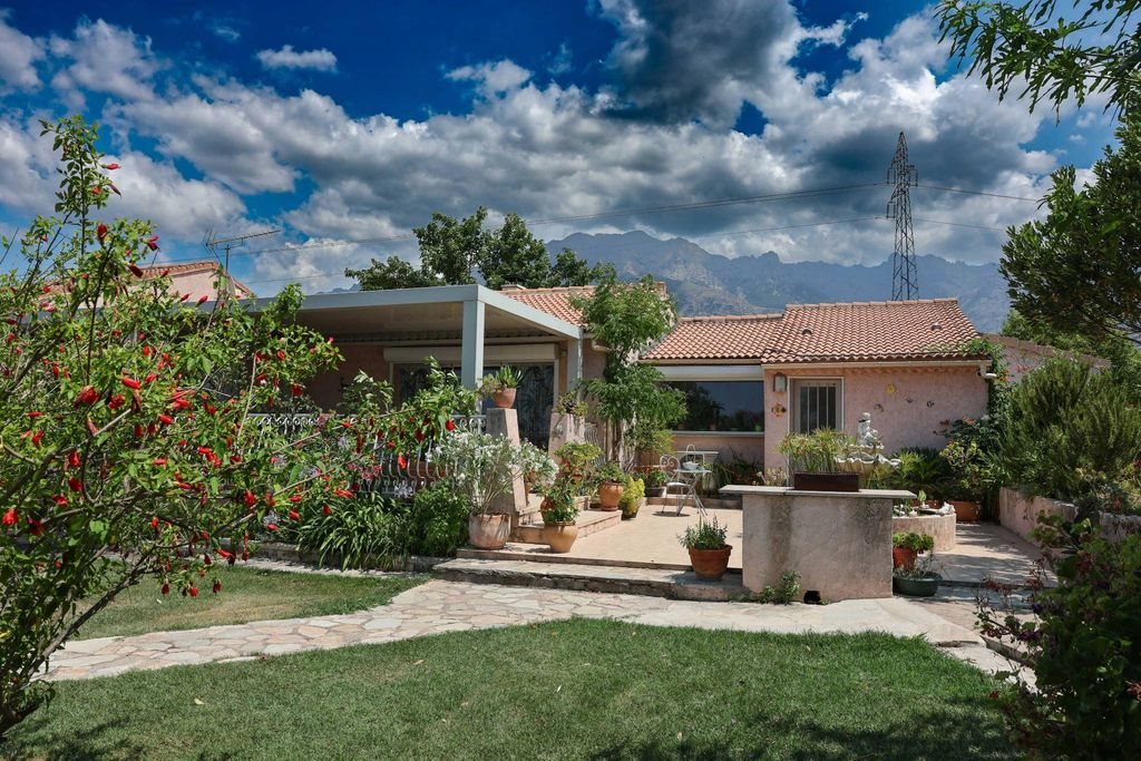 Maison à vendre, 200m², Montegrosso