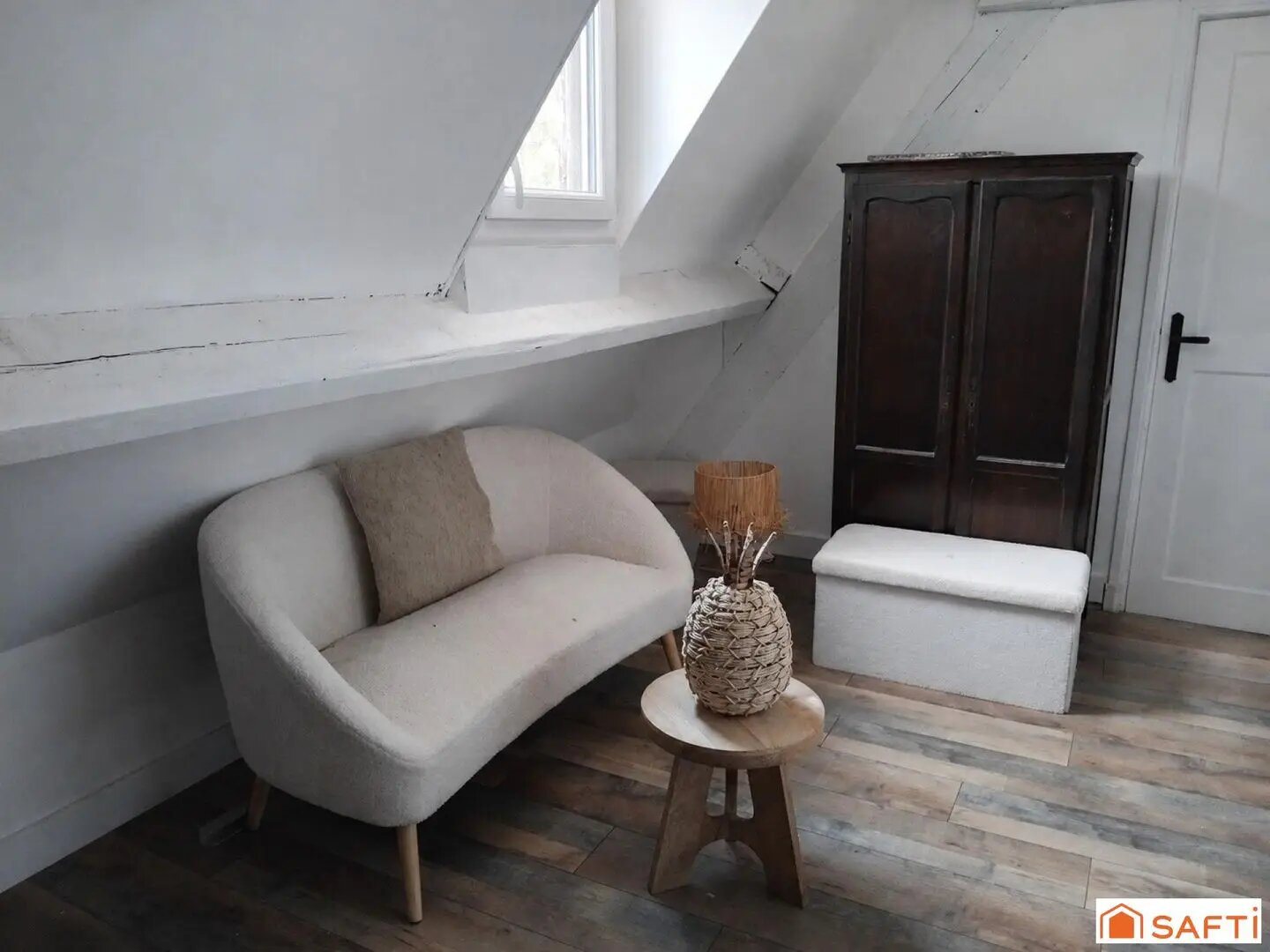 Maison à vendre, 125m², Saint-Léger-de-Rôtes