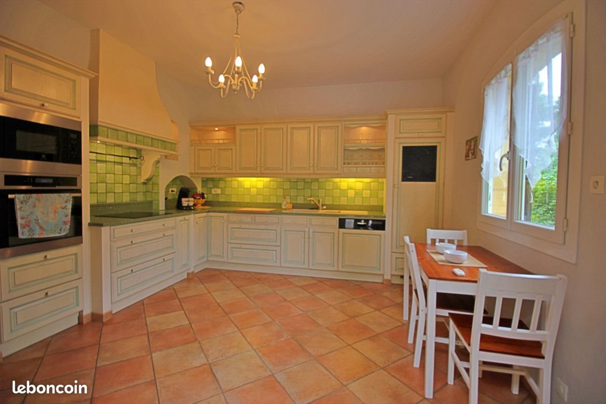 Maison à vendre, 170m², Gensac