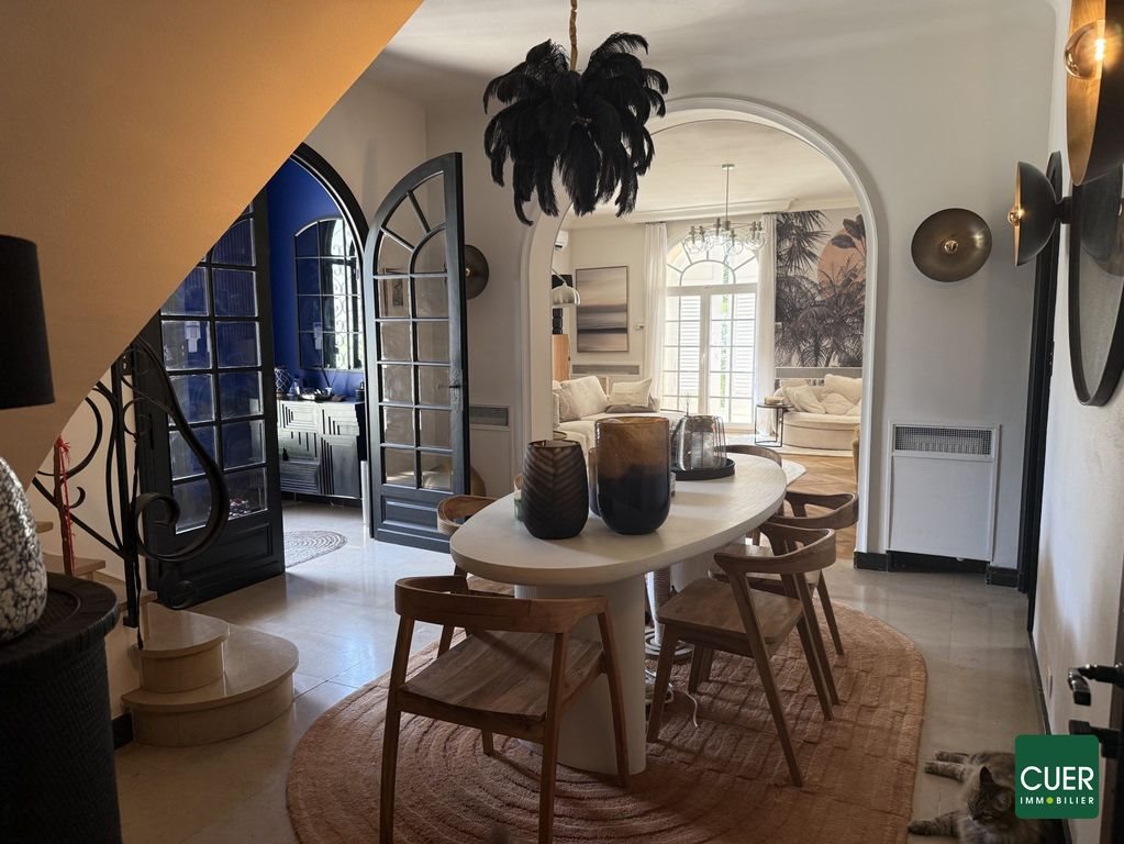 Maison à louer, 260m², Valence