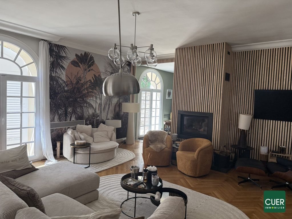Maison à louer, 260m², Valence