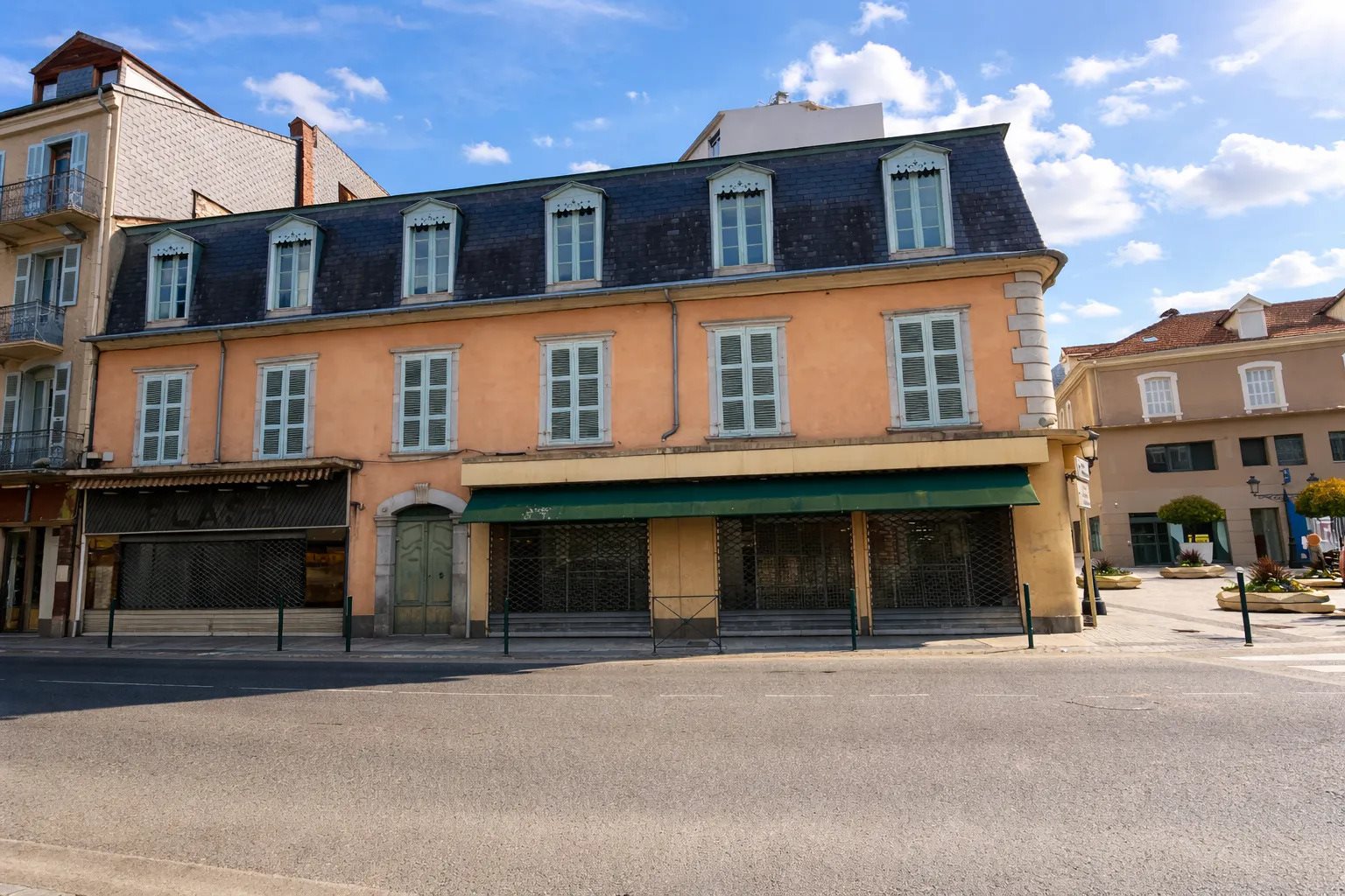Maison à vendre, 450m², Lourdes