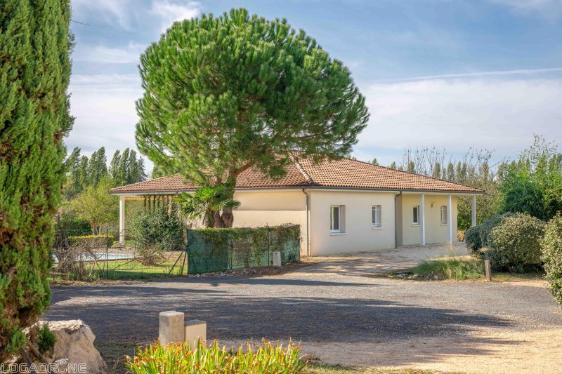 Maison à vendre, 3m², Lédat