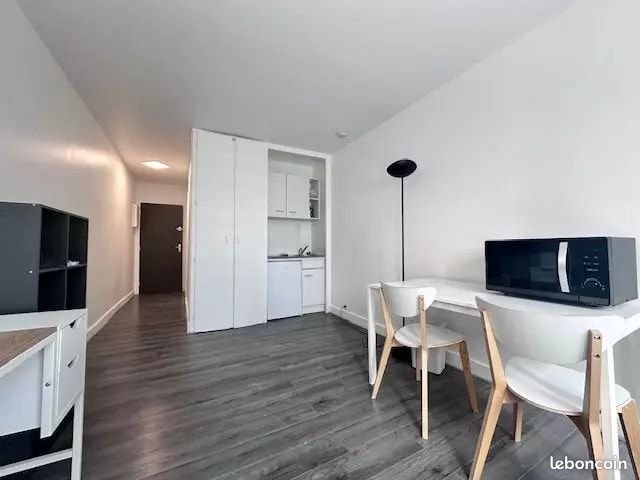Appartement à louer, 22m², Courbevoie