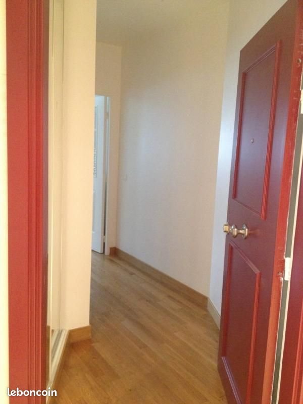 Appartement à louer, 25m², Courbevoie