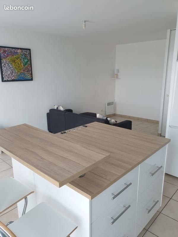 Appartement à louer, 45m², Vaulx-en-Velin