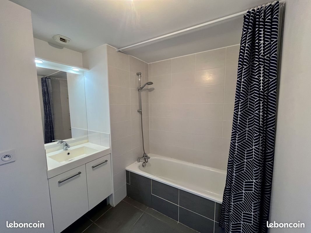 Appartement à louer, 61m², Vernaison