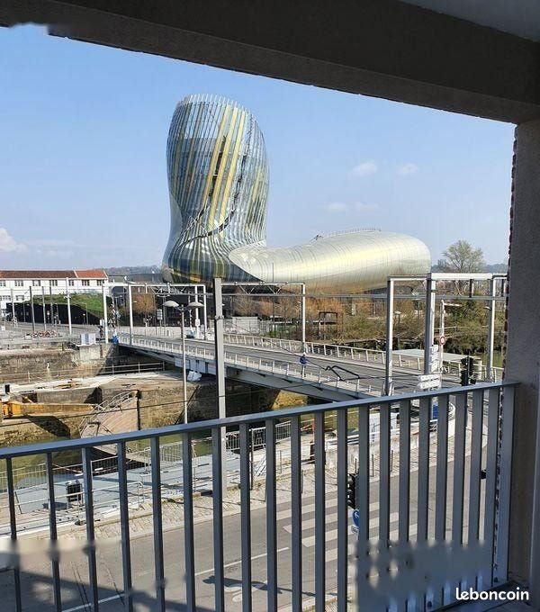 Appartement à louer, 78m², Bordeaux