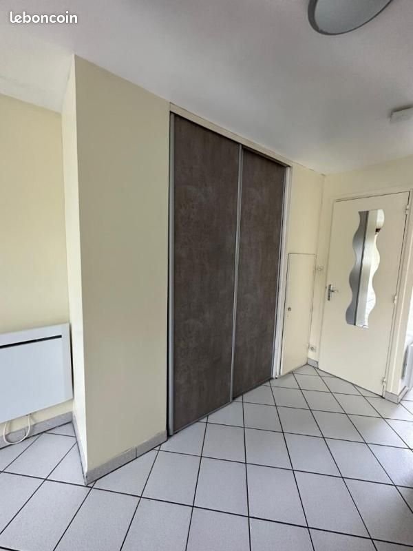 Appartement à louer, 23m², Yerres