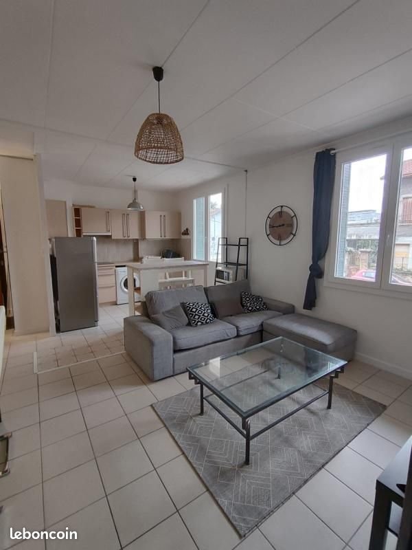 Appartement à louer, 46m², Lyon 8ème