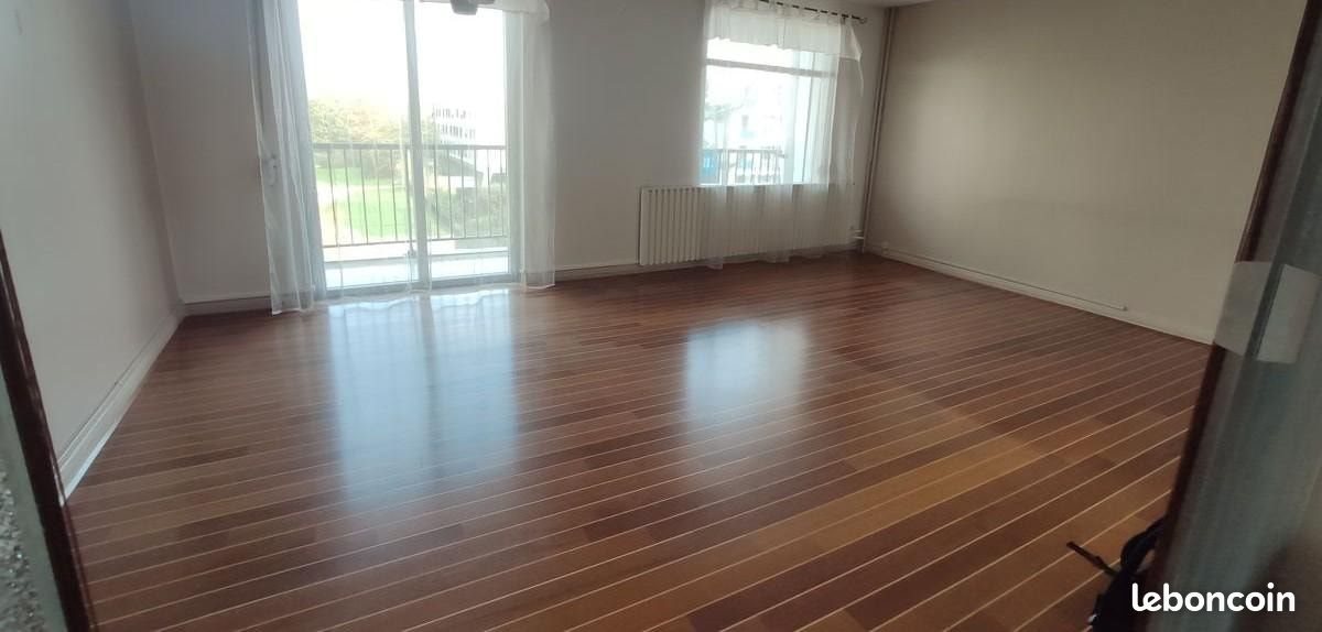 Appartement à louer, 76m², Massy