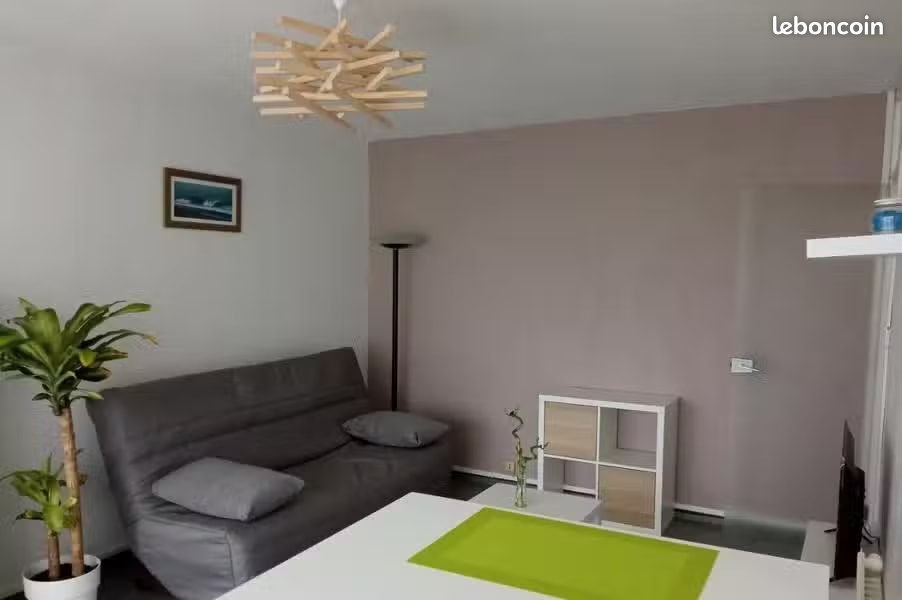 Appartement à louer, 26m², Talence