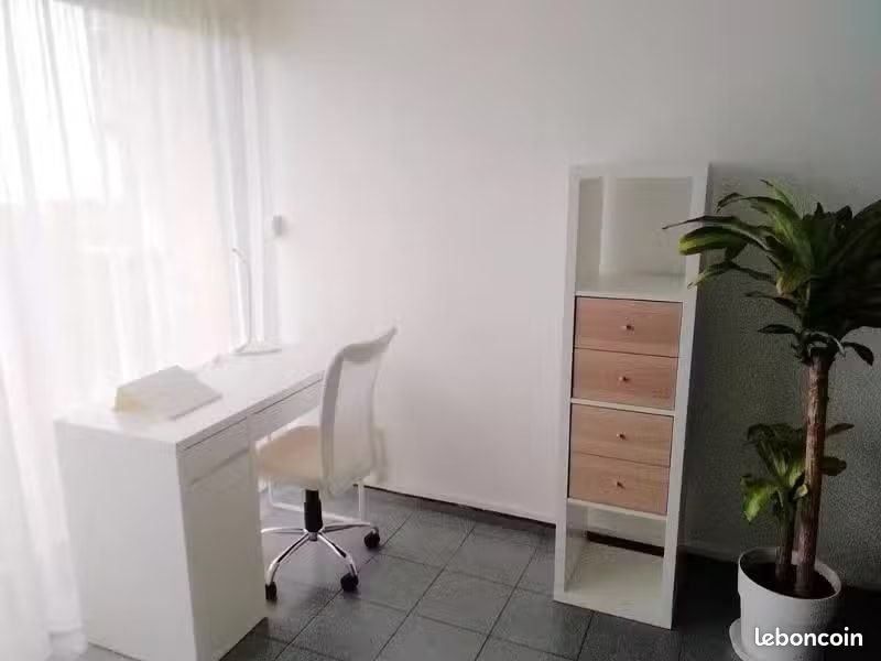 Appartement à louer, 26m², Talence