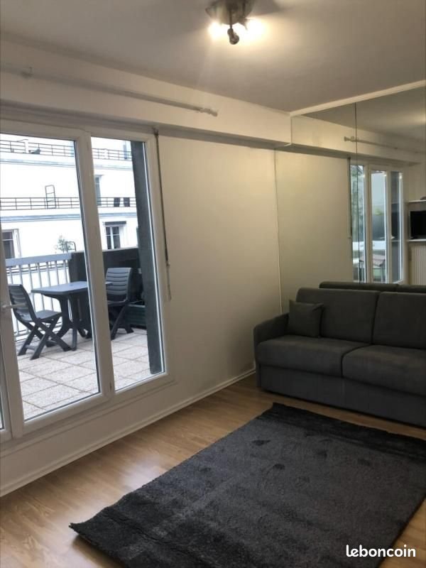 Appartement à louer, 17m², Paris 16ème