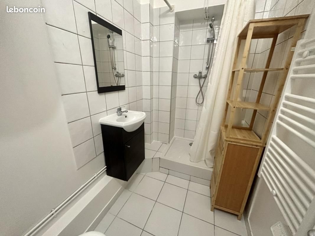 Appartement à louer, 19m², Montreuil