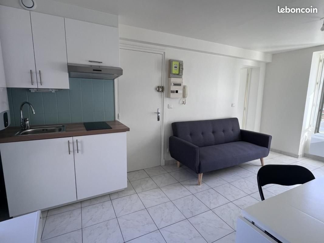 Appartement à louer, 20m², Neauphle-le-Château
