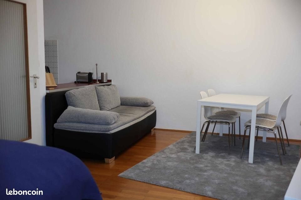 Appartement à louer, 22m², Evry