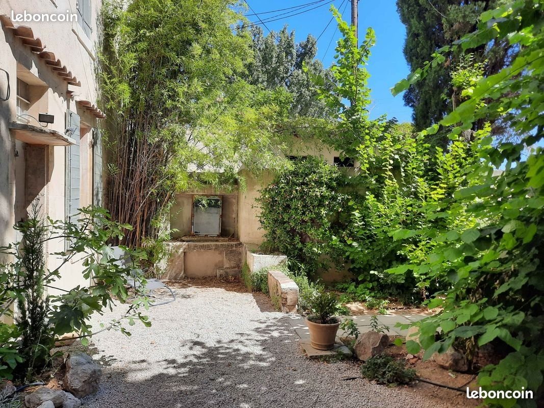 Appartement à louer, 17m², Bouc-Bel-Air