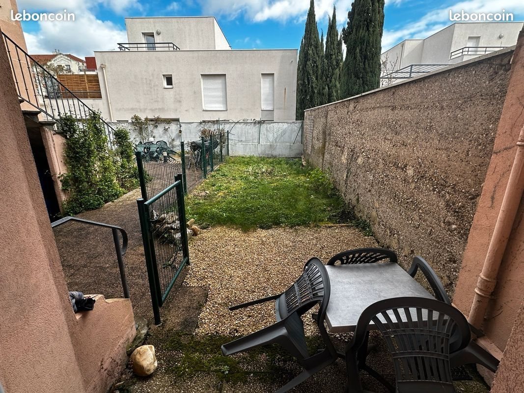 Appartement à louer, 28m², Lyon 8ème