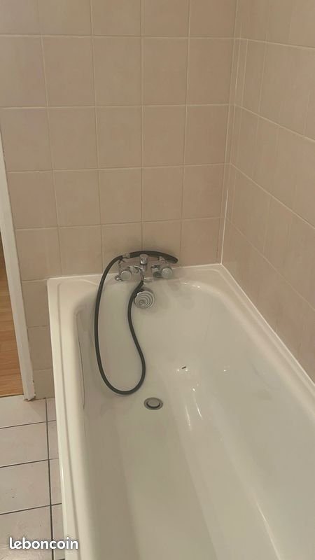 Appartement à louer, 27m², Evry