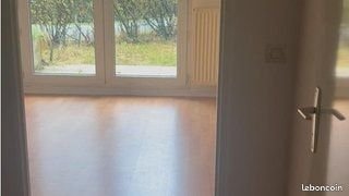 Appartement à louer, 27m², Evry