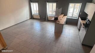 Appartement à louer, 64m², Sain-Bel