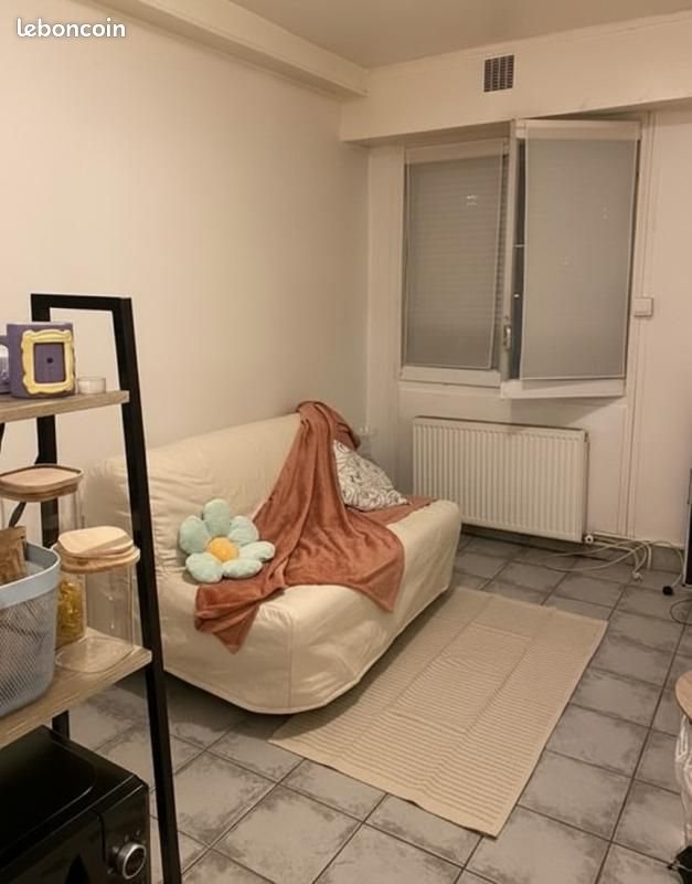 Appartement à louer, 14m², Paris 19ème