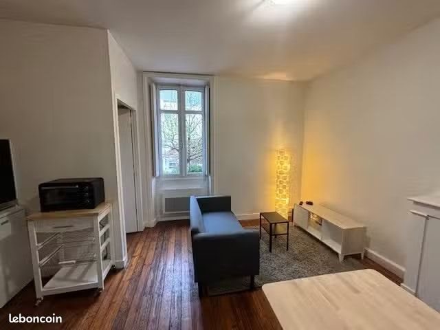 Appartement à louer, 23m², Nantes