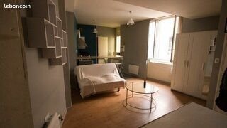 Appartement à louer, 25m², Saint-Genis-Laval
