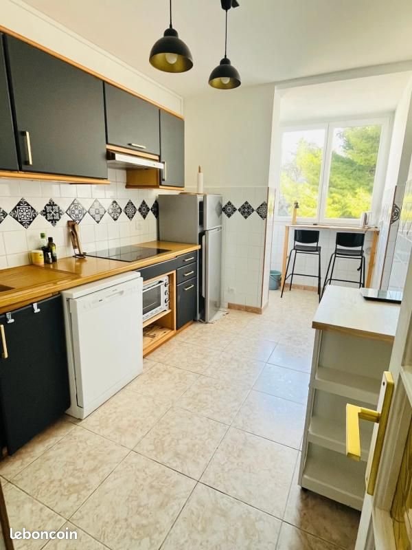 Appartement à louer, 59m², Marseille 8ème