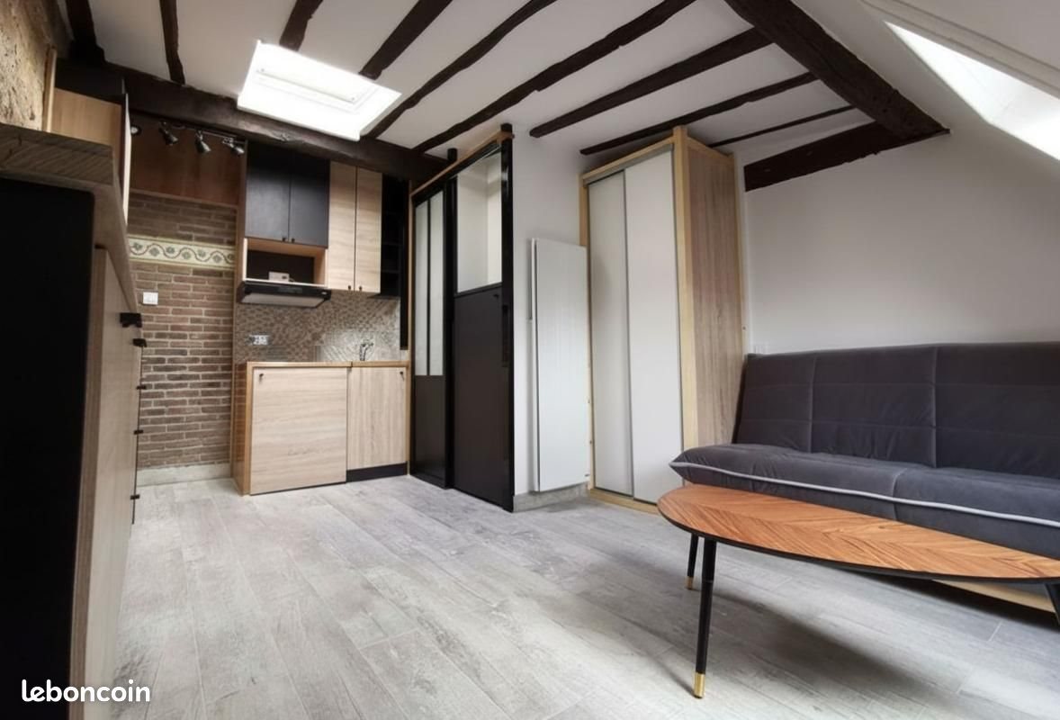 Appartement à louer, 16m², Paris 18ème