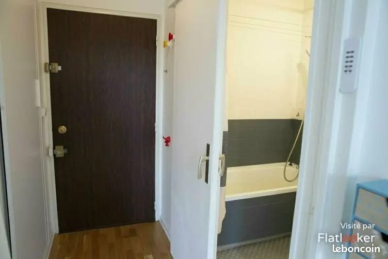 Appartement à louer, 28m², Evry
