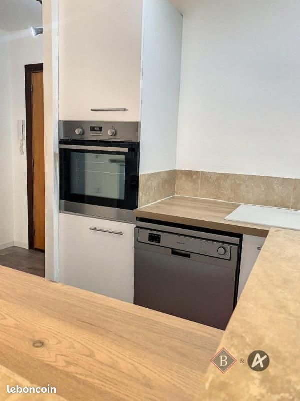 Appartement à louer, 38m², Antibes