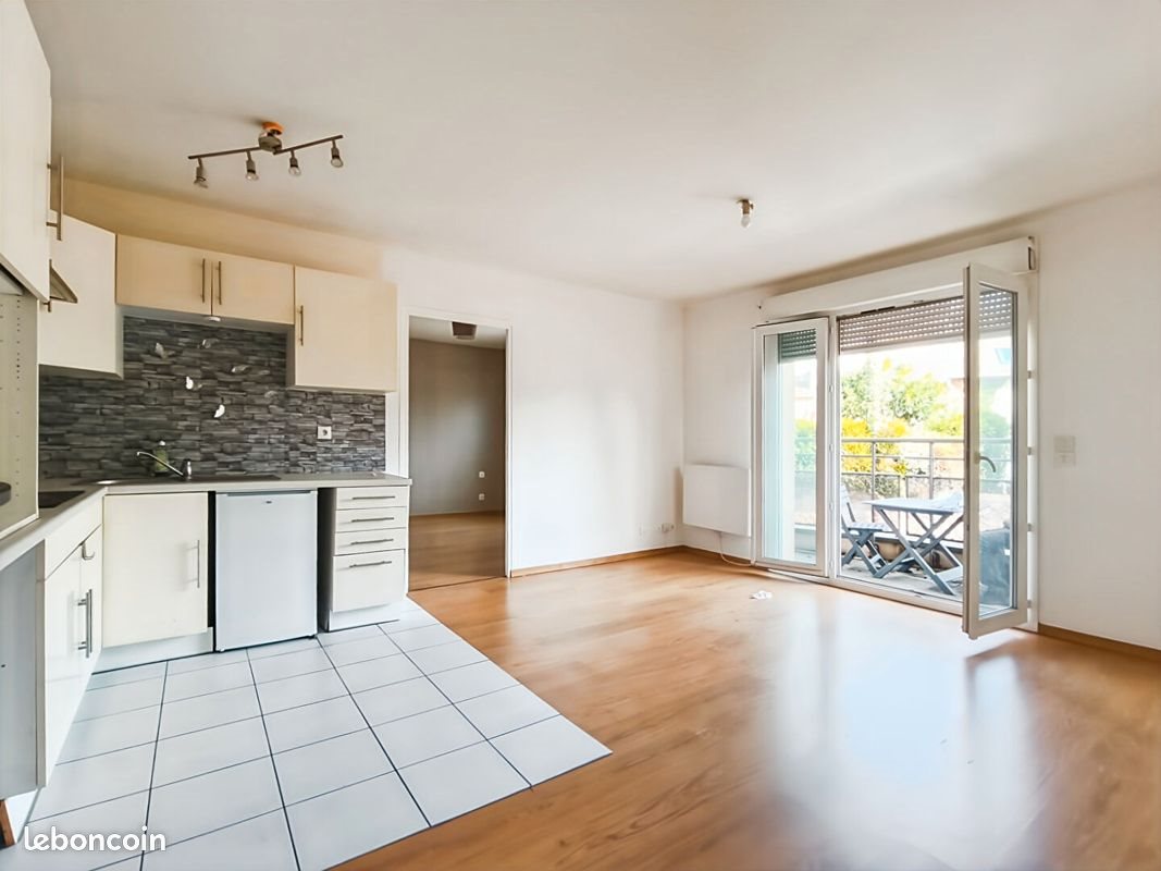 Appartement à louer, 36m², Massy