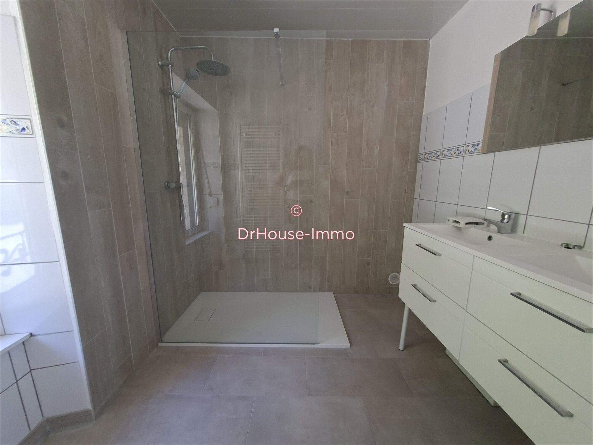 Maison à vendre, 186m², L'Isle-sur-le-Doubs
