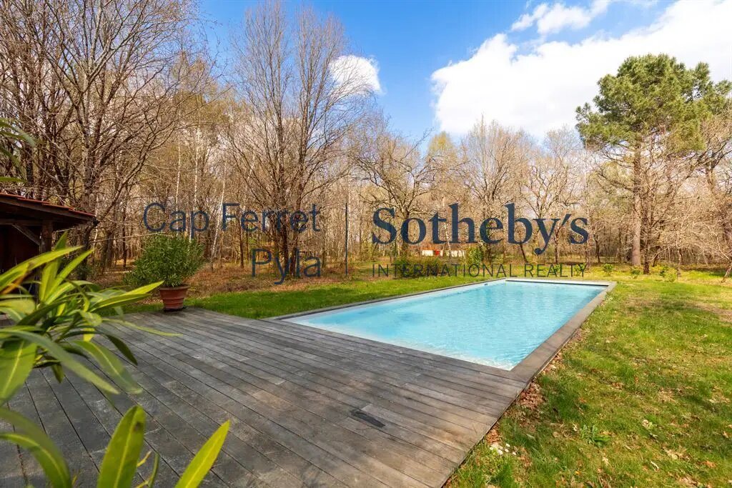 Maison à vendre, 250m², Arès
