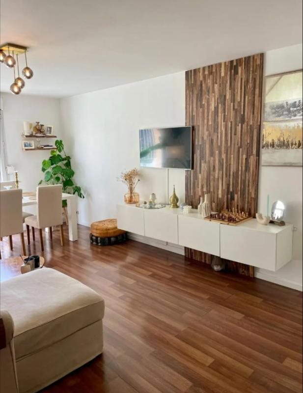 Appartement à louer, 20m², Courbevoie