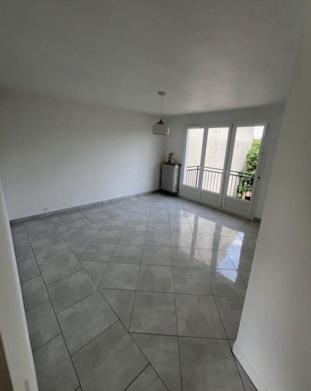 Appartement à louer, 90m², Montfermeil