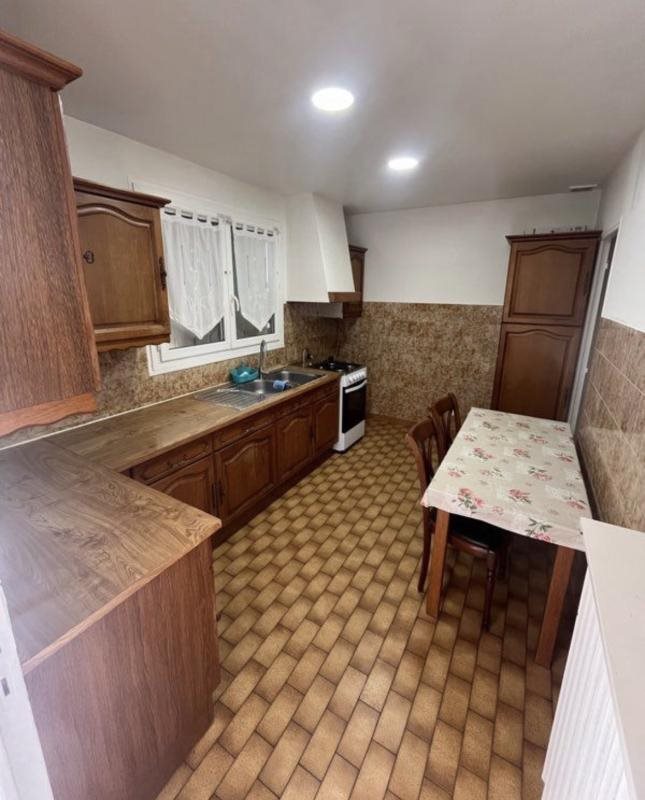 Appartement à louer, 90m², Montfermeil